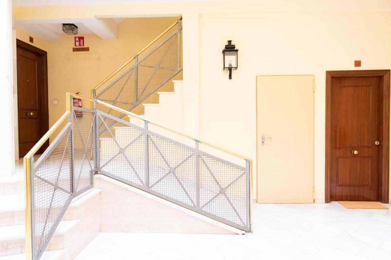 Apartamento Tourist House Casa Pilatos Sevilla Exterior foto